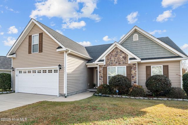 3661 Thornbrook Drive, Greenville, NC 27834