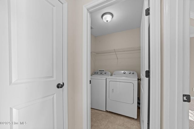 3661 Thornbrook Drive, Greenville, NC 27834