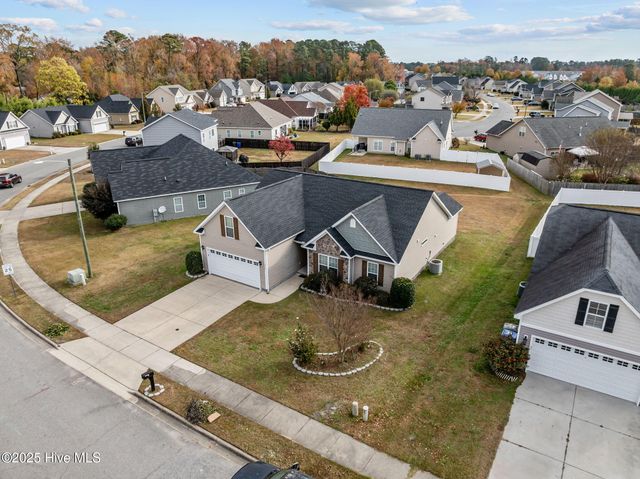 3661 Thornbrook Drive, Greenville, NC 27834