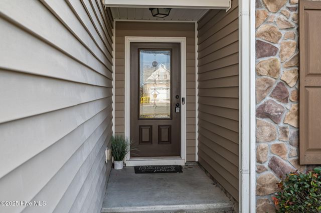 3661 Thornbrook Drive, Greenville, NC 27834