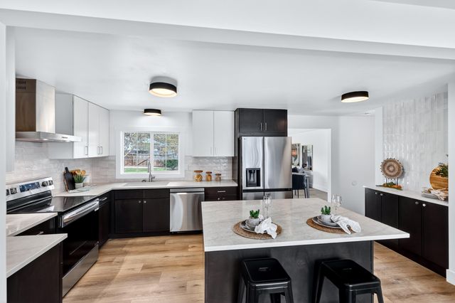 12805 E 29TH Ave, Spokane, WA 99216