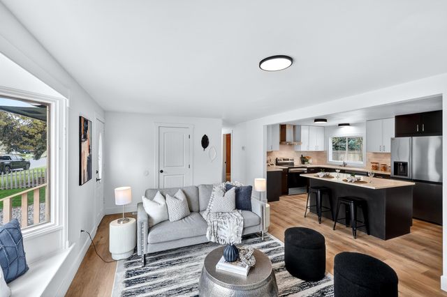 12805 E 29TH Ave, Spokane, WA 99216