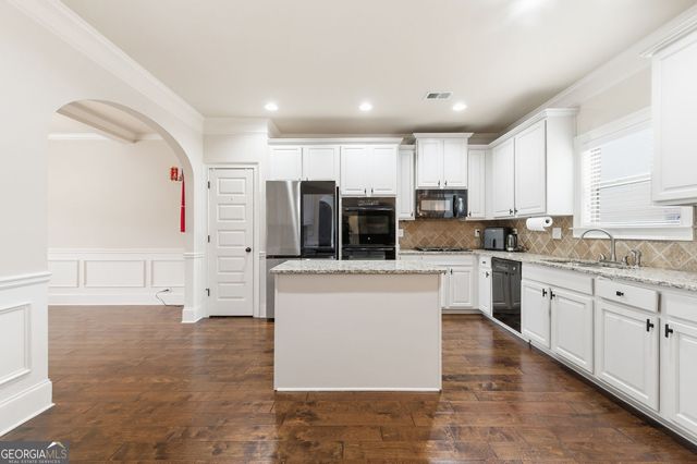 6230 Wynfield Drive, Flowery Branch, GA 30542