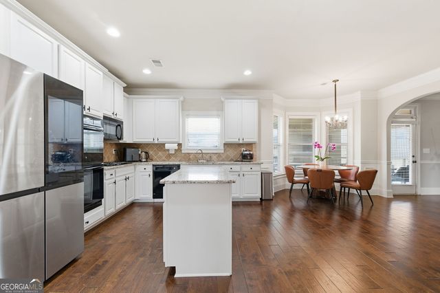 6230 Wynfield Drive, Flowery Branch, GA 30542