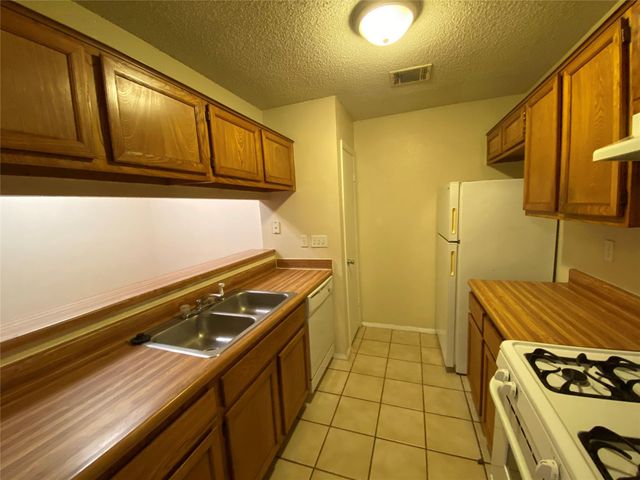 12223 Tyson CV B, Austin, TX 78758