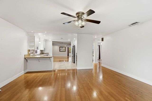 8961 Van Gogh Cir, Fair Oaks, CA 95628