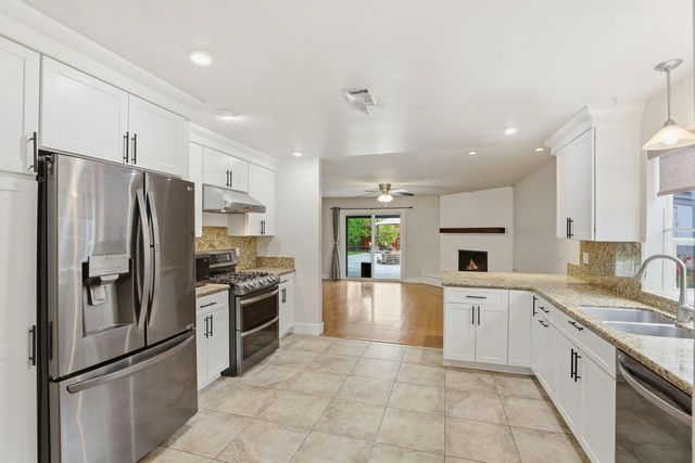 8961 Van Gogh Cir, Fair Oaks, CA 95628