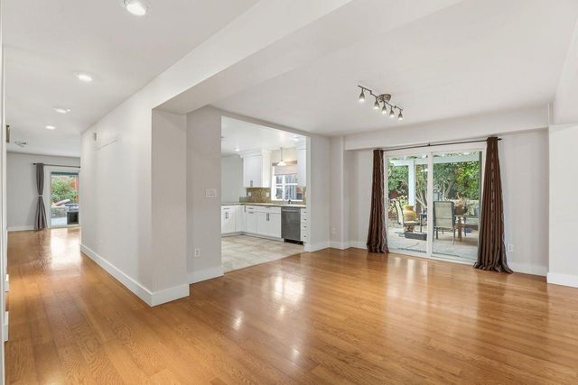 8961 Van Gogh Cir, Fair Oaks, CA 95628