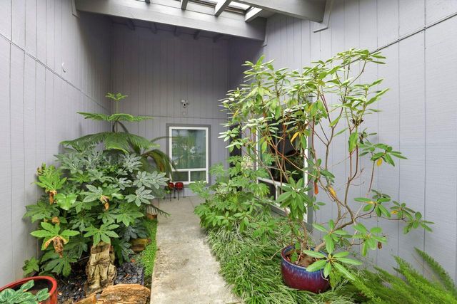 8961 Van Gogh Cir, Fair Oaks, CA 95628