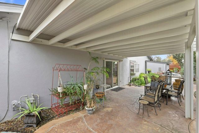 8961 Van Gogh Cir, Fair Oaks, CA 95628