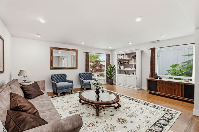 8961 Van Gogh Cir, Fair Oaks, CA 95628