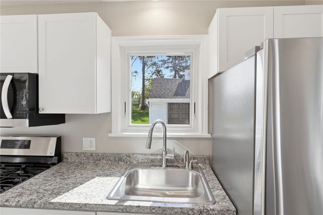 168 Frontenac, Irondequoit, NY 14617