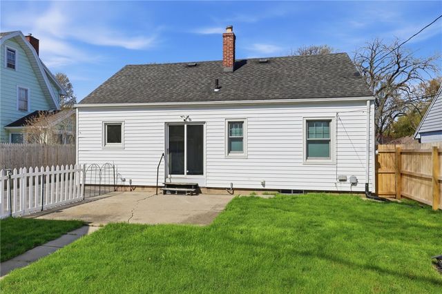 168 Frontenac, Irondequoit, NY 14617