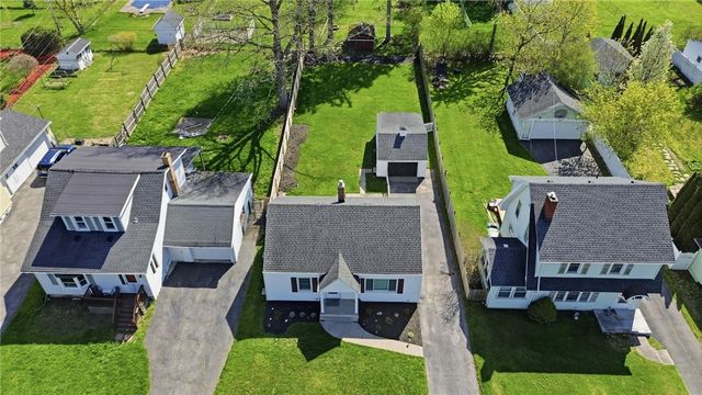 168 Frontenac, Irondequoit, NY 14617
