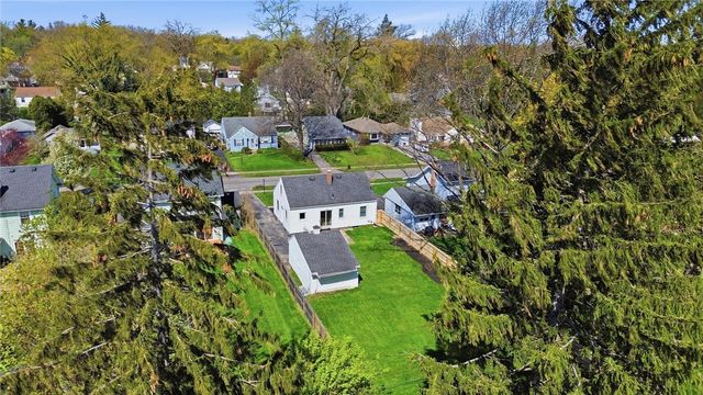 168 Frontenac, Irondequoit, NY 14617