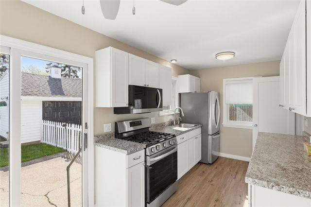 168 Frontenac, Irondequoit, NY 14617