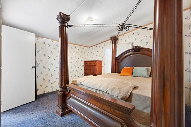 1309 S Franklin Avenue, Cleveland, TX 77327