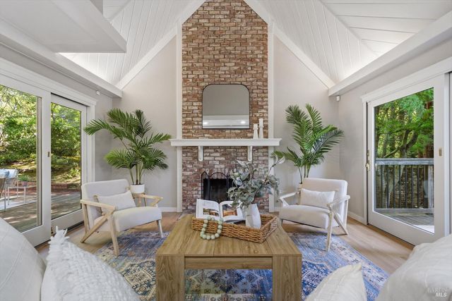 2641 Fir Park Way, Santa Rosa, CA 95404