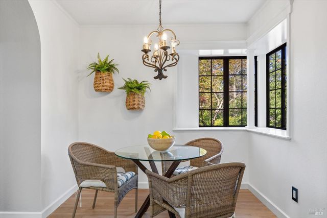 2641 Fir Park Way, Santa Rosa, CA 95404