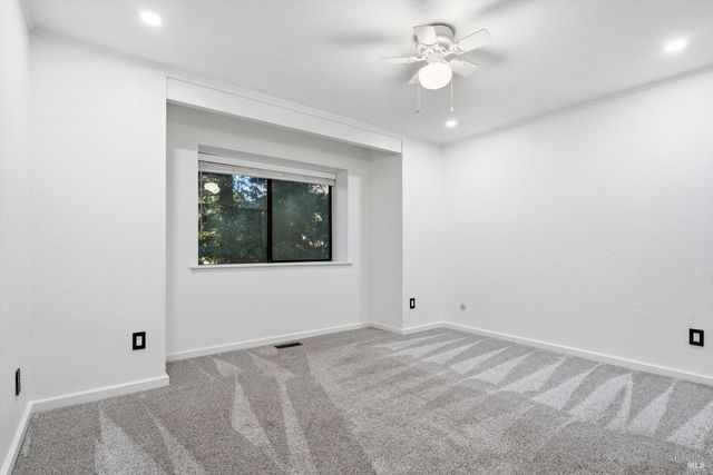 2641 Fir Park Way, Santa Rosa, CA 95404