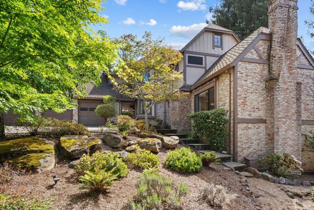 2641 Fir Park Way, Santa Rosa, CA 95404