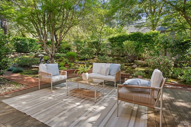 2641 Fir Park Way, Santa Rosa, CA 95404