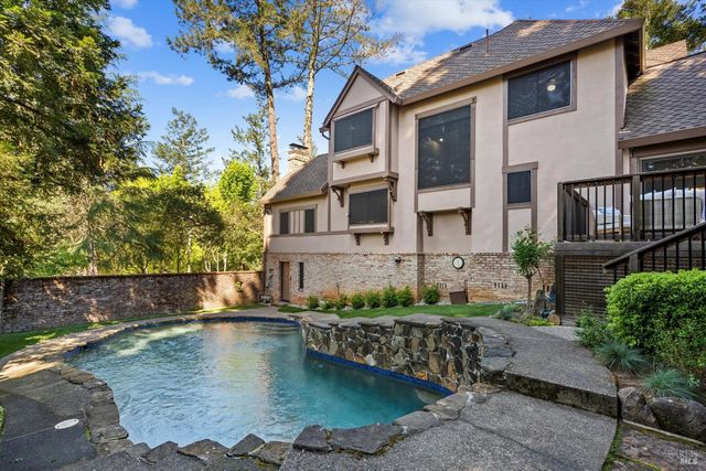 2641 Fir Park Way, Santa Rosa, CA 95404