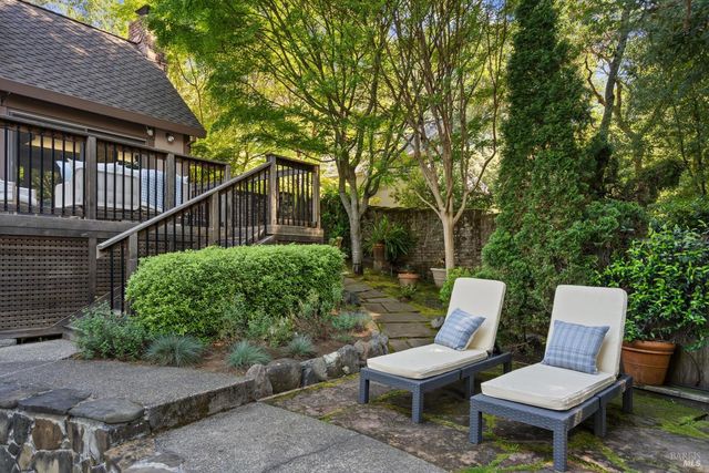 2641 Fir Park Way, Santa Rosa, CA 95404