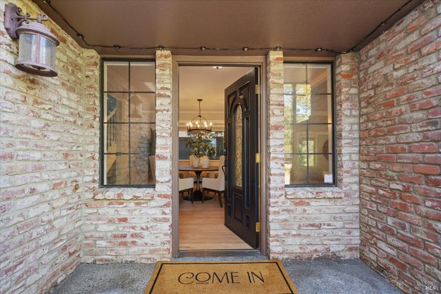 2641 Fir Park Way, Santa Rosa, CA 95404