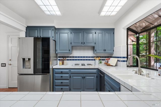 2641 Fir Park Way, Santa Rosa, CA 95404