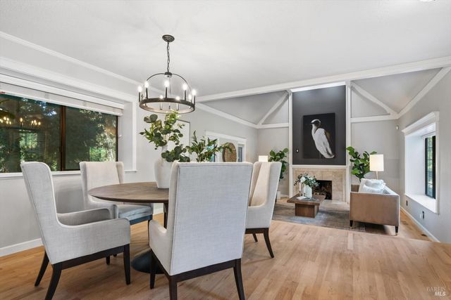 2641 Fir Park Way, Santa Rosa, CA 95404