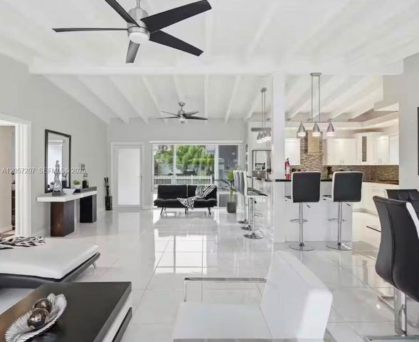 561 NE 172nd St, North Miami Beach, FL 33162