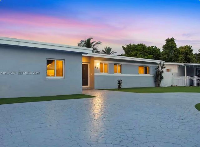 561 NE 172nd St, North Miami Beach, FL 33162