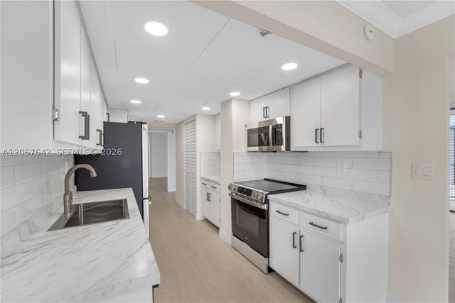 290 174th St 1519, Sunny Isles Beach, FL 33160