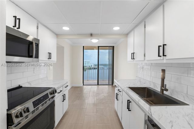 290 174th St 1519, Sunny Isles Beach, FL 33160