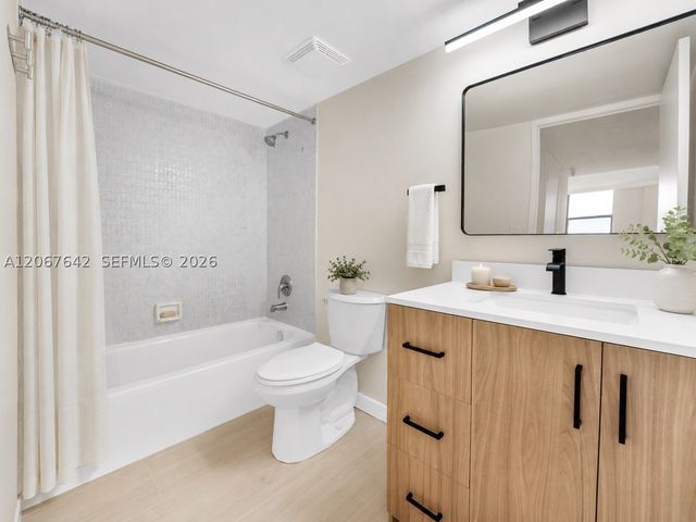 290 174th St 1519, Sunny Isles Beach, FL 33160