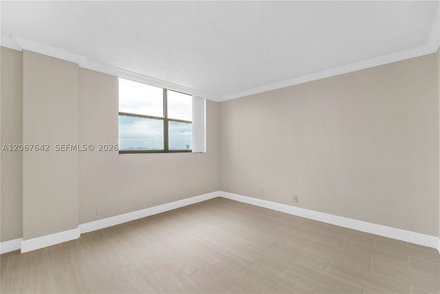 290 174th St 1519, Sunny Isles Beach, FL 33160