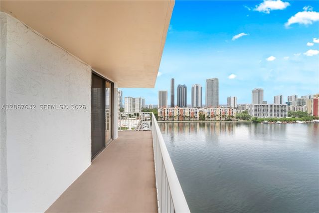 290 174th St 1519, Sunny Isles Beach, FL 33160