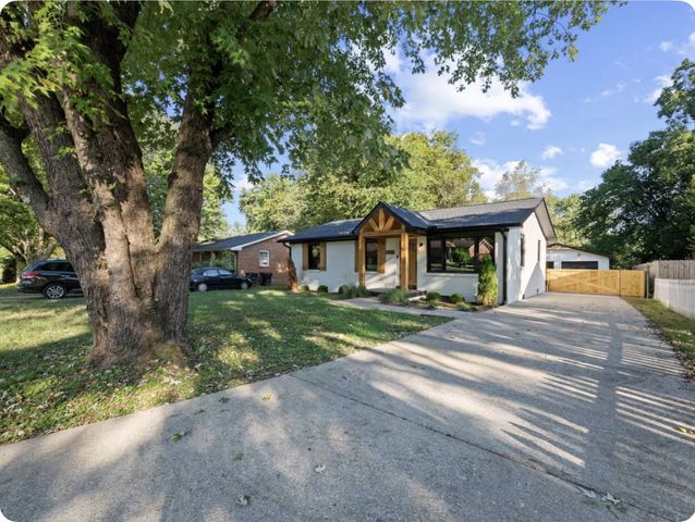 304 Scruggs Ave, Franklin, TN 37064
