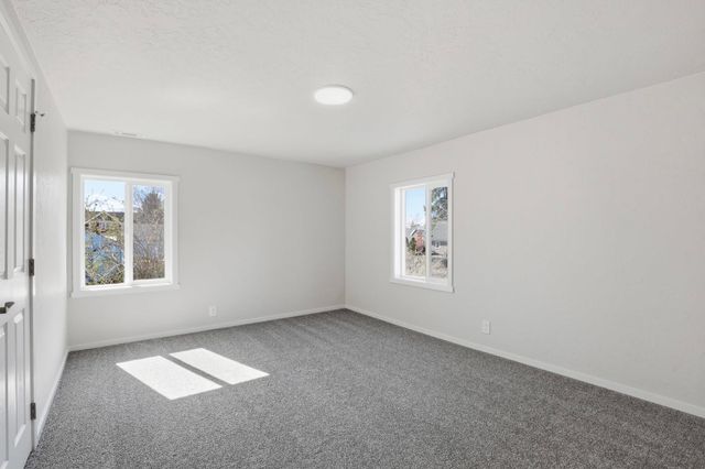 5303 N Howard St, Spokane, WA 99205