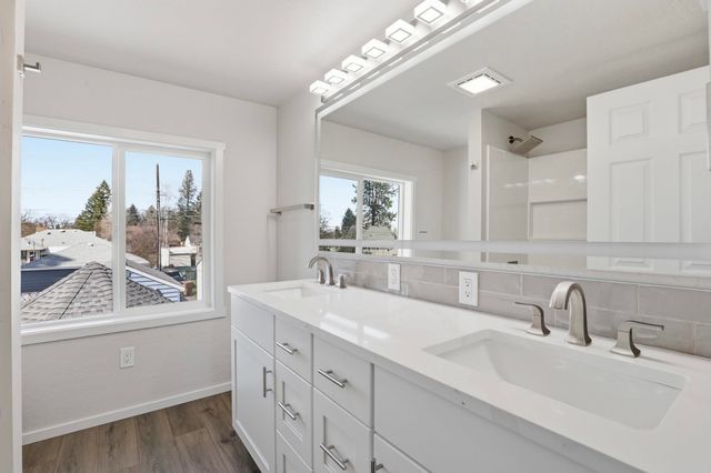 5303 N Howard St, Spokane, WA 99205