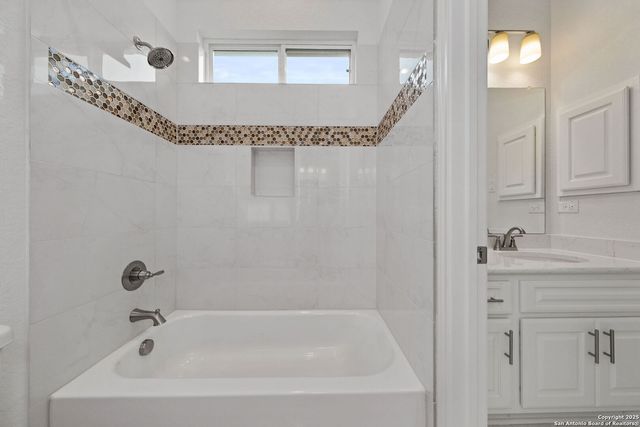 4051 Wood Creek, San Antonio, TX 78257