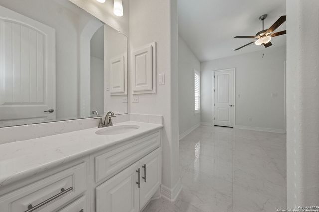 4051 Wood Creek, San Antonio, TX 78257