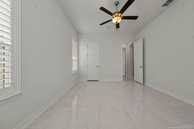 4051 Wood Creek, San Antonio, TX 78257