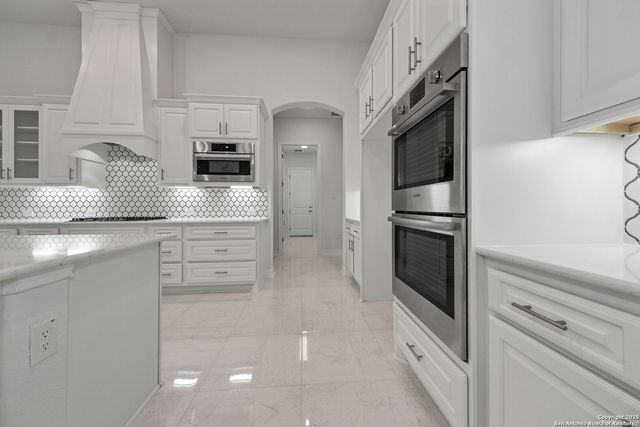 4051 Wood Creek, San Antonio, TX 78257