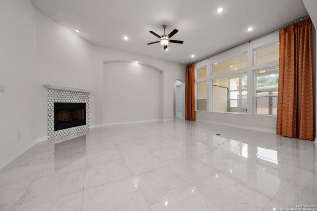 4051 Wood Creek, San Antonio, TX 78257