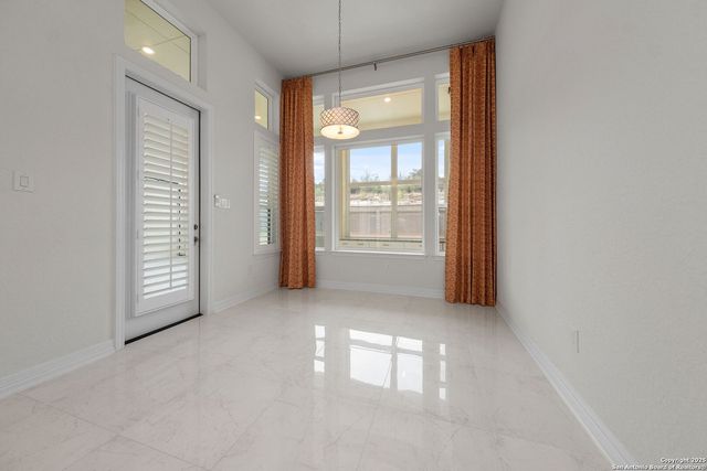 4051 Wood Creek, San Antonio, TX 78257