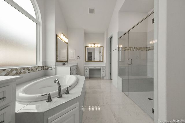 4051 Wood Creek, San Antonio, TX 78257