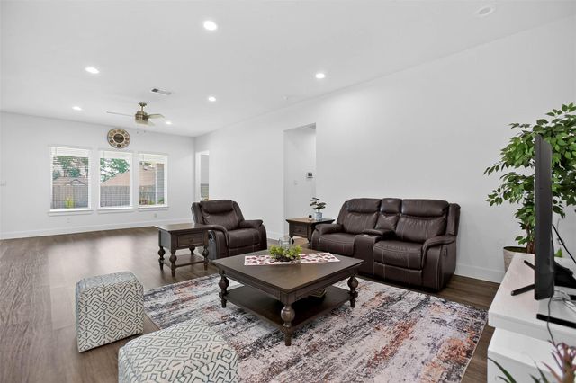 13760 Rising Sun Lane, Conroe, TX 77384