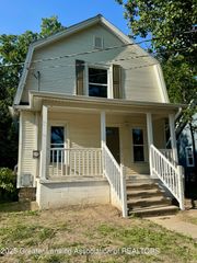 1128 W Lenawee Street, Lansing, MI 48915